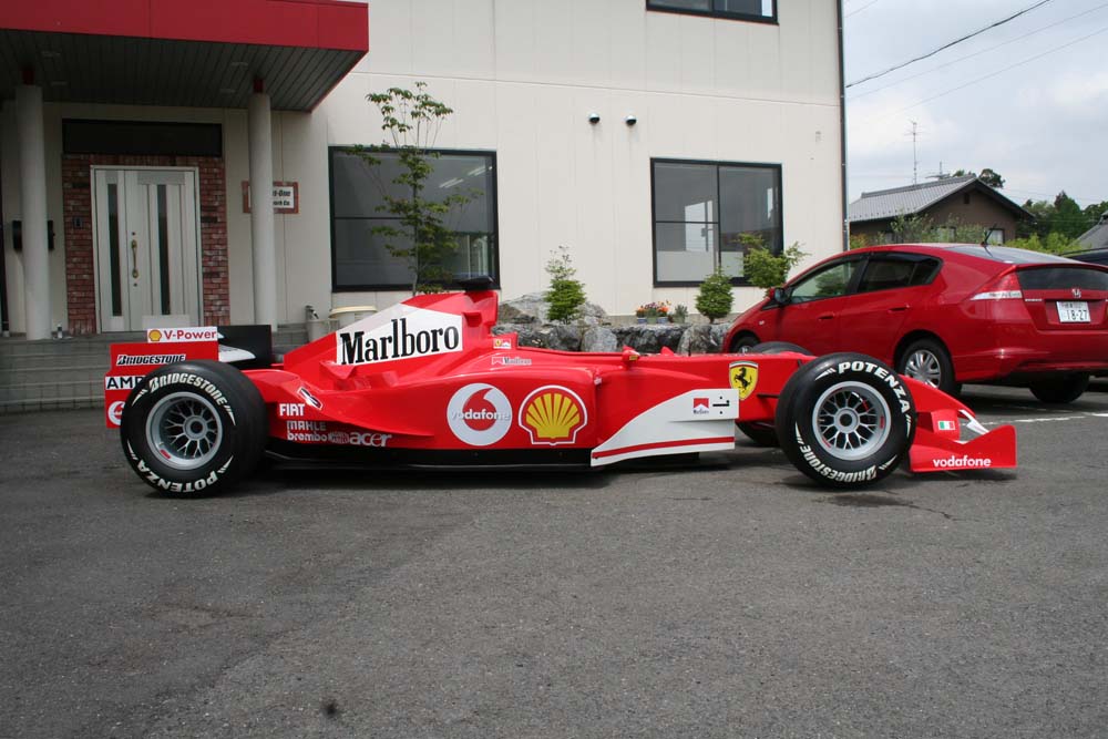 株式会社ネクストワン ブログ フェラーリ F1 1 1 ディスプレイカー