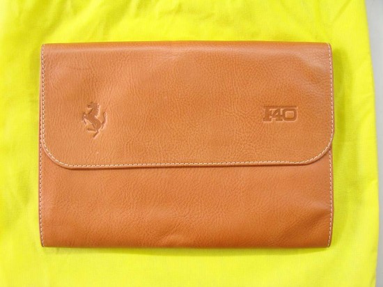 pouch1